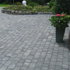 Pflaster Nature weiß-schwarz 6 cm 1,04 m2 pro Lage^Diephaus New