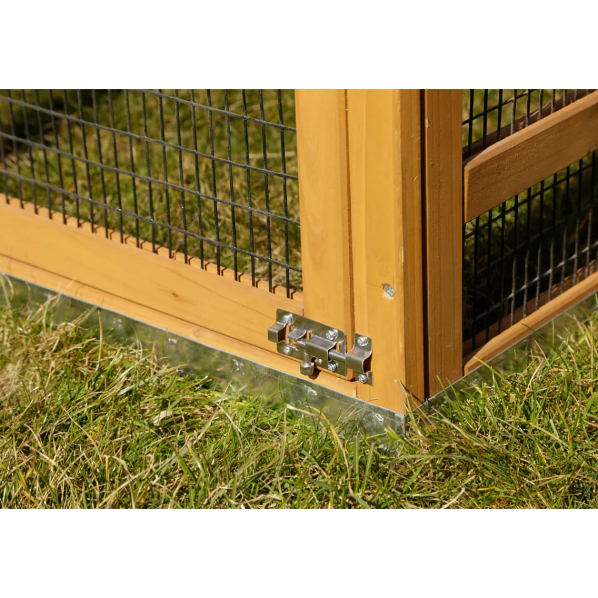 Freigehege Appartment Pro 115 x 90 x 85 cm braun^ Outlet