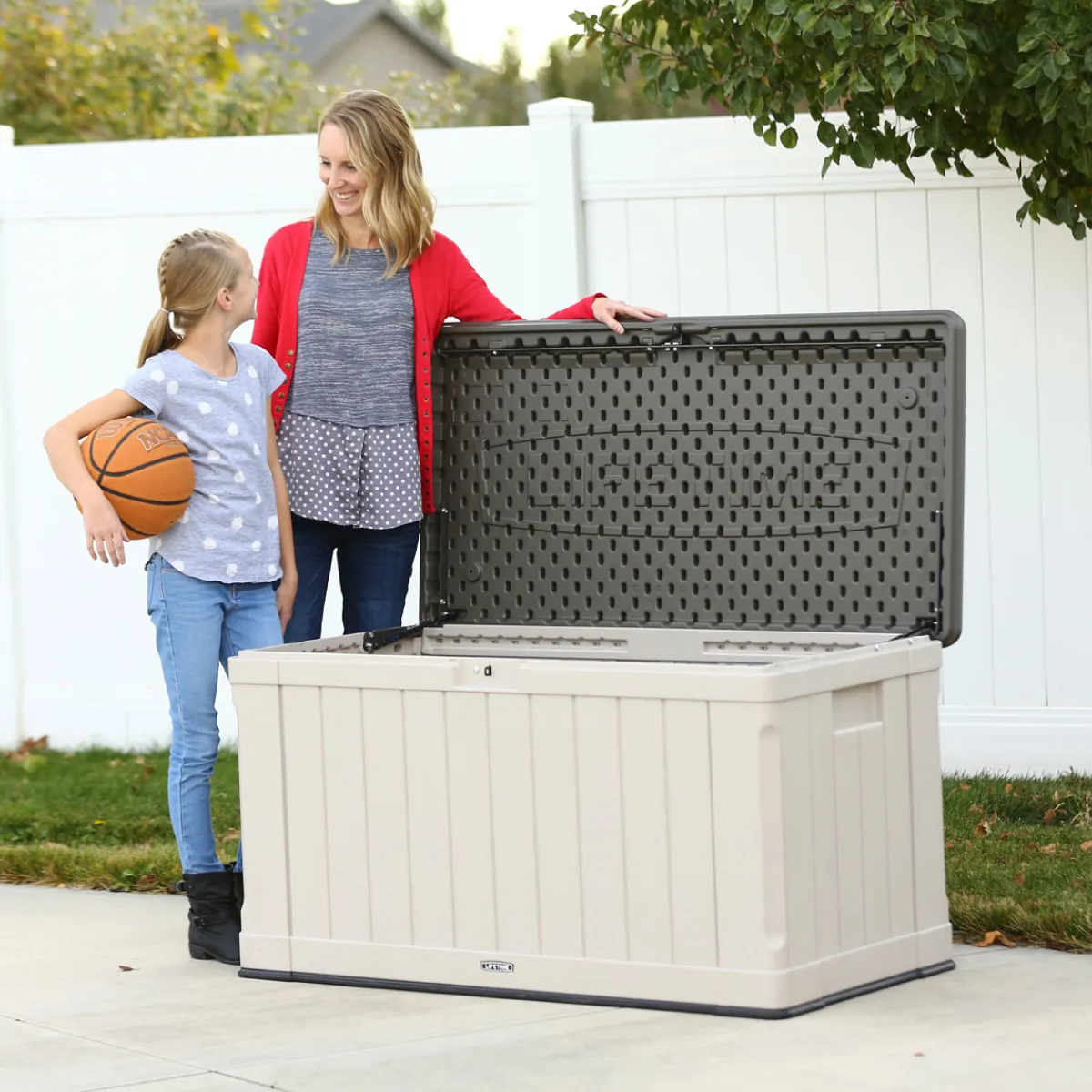 Kissenbox Harmony 440 L 64x127,9x67,2cm Lichtgrau^Lifetime Hot
