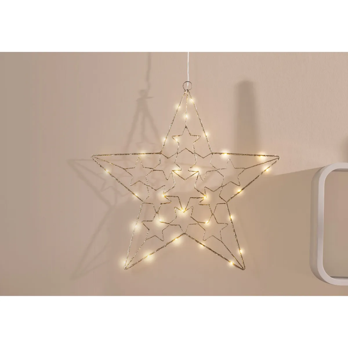 Metallstern 30 LEDs hängend batteriebetrieben AA gold 18 cm* Outlet