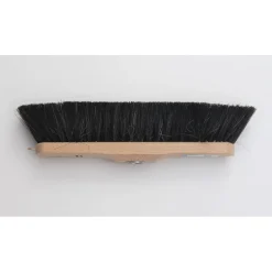 Peggy-Perfect Besen natur lackiert Rosshaar