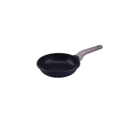 Steuber Pfanne schwarz 20 cm