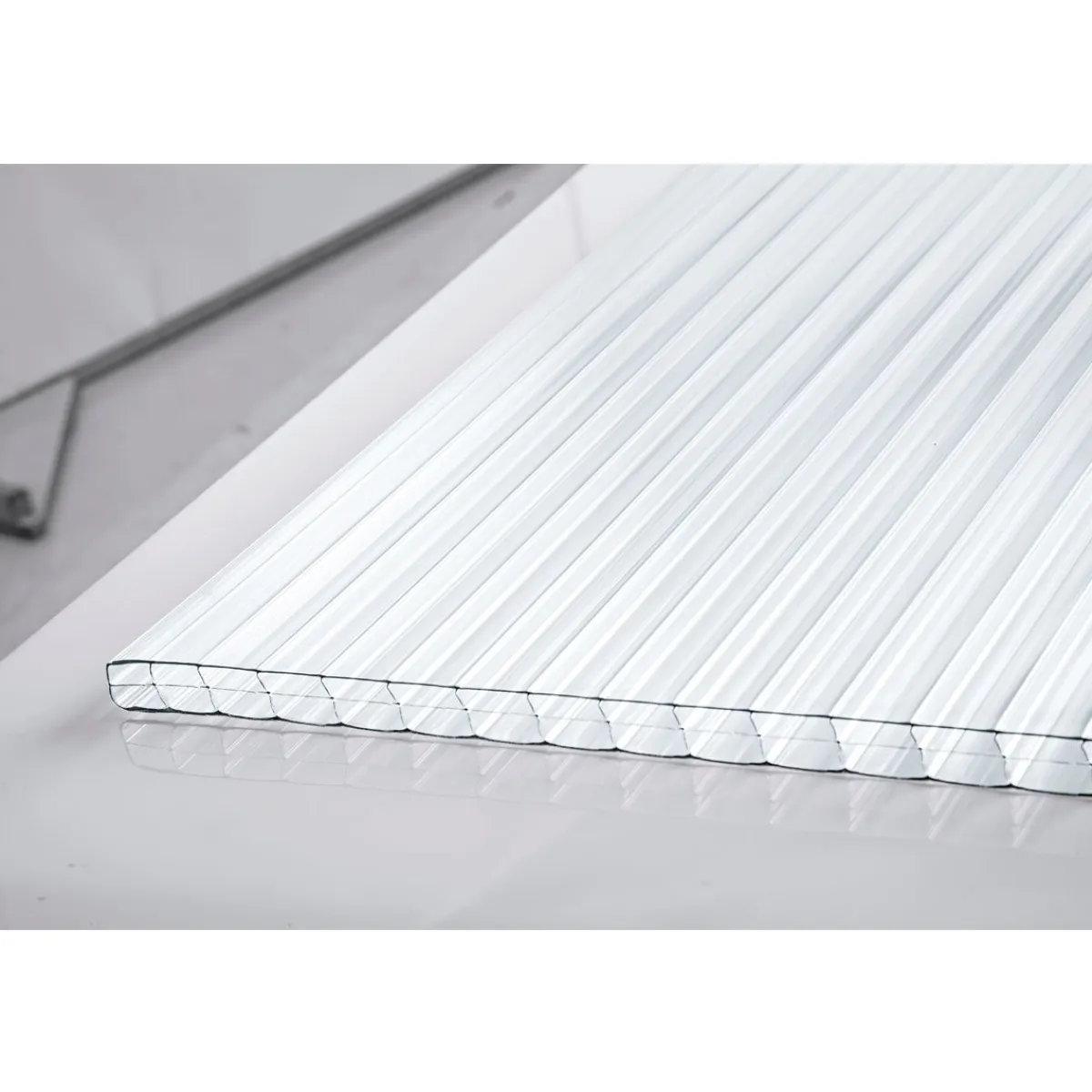 gutta Polycarbonat-Hohlkammerplatte transparent 250 x 98 cm
