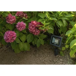 LED Strahler mit Erdspiess 10W 800 lm*Unitec New